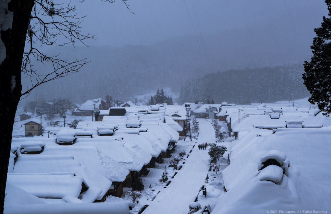 Ghé thăm Auderschi-Juku dưới tuyết ở Nhật Bản.