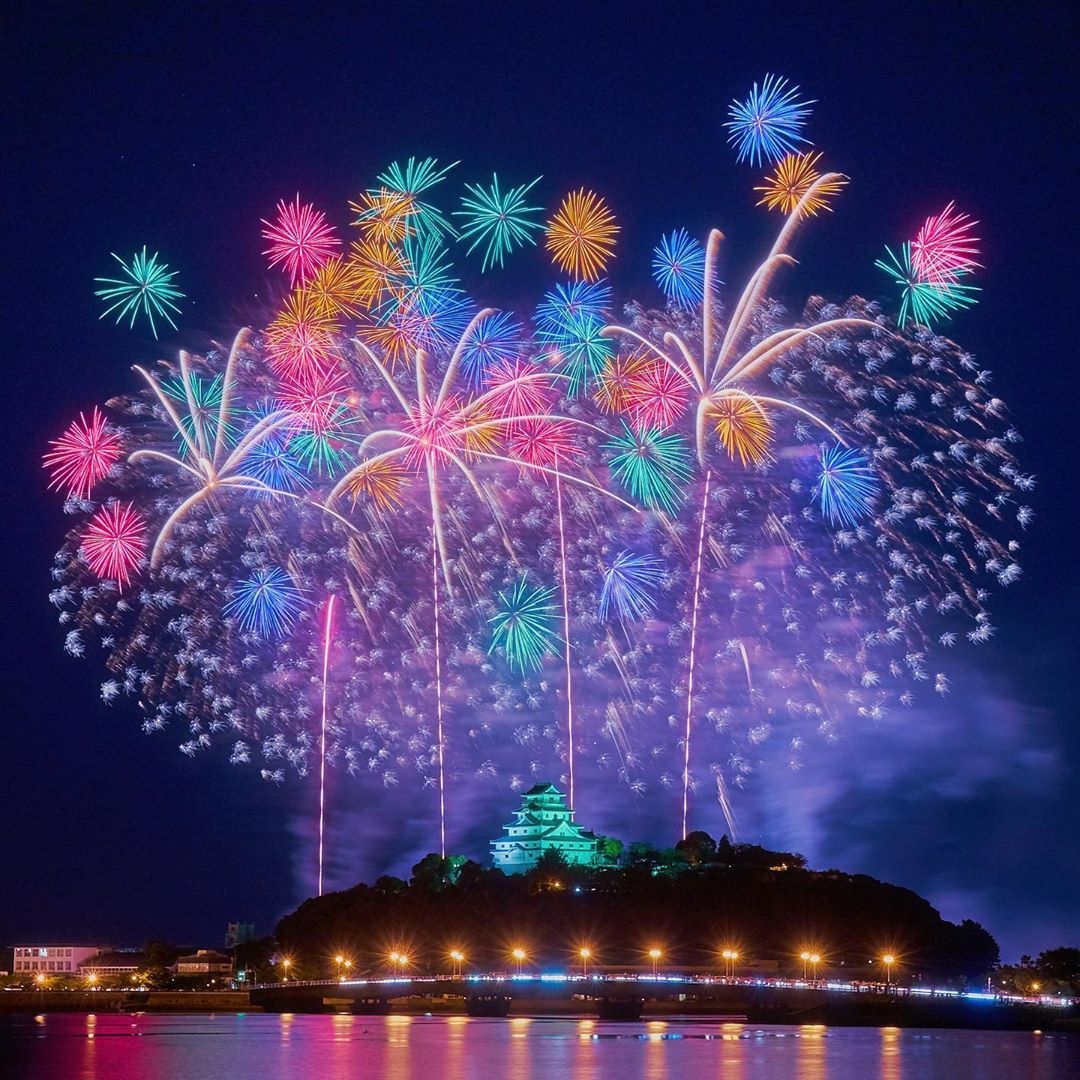 SANRIKU -Feuerwerkswettbewerb Japan besucht Japan