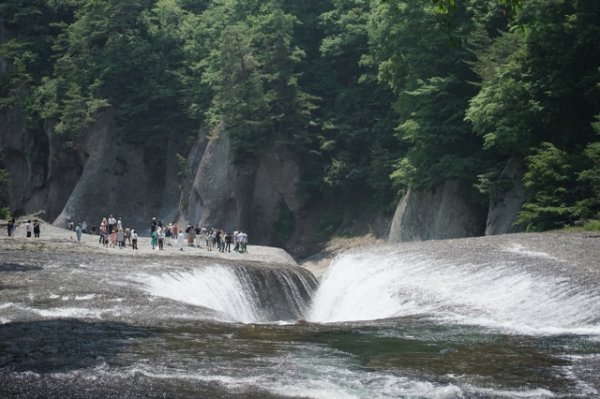 Going up Fukiware Waterfalls in Japan
