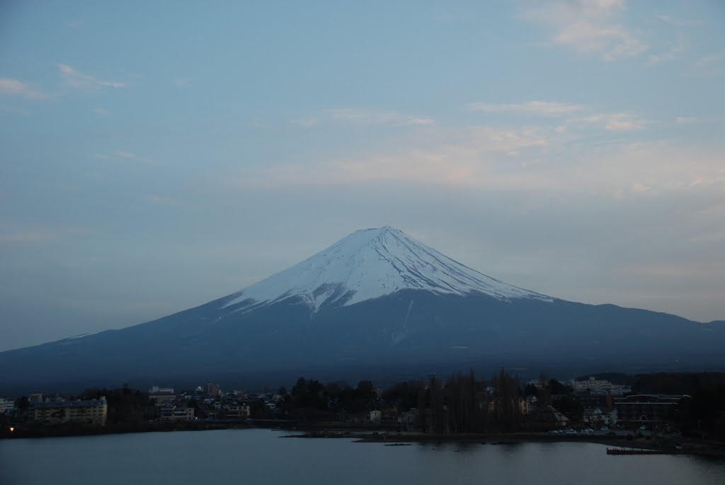 Visite o Monte Fuji e Yamanakako antes do amanhecer no Japão.