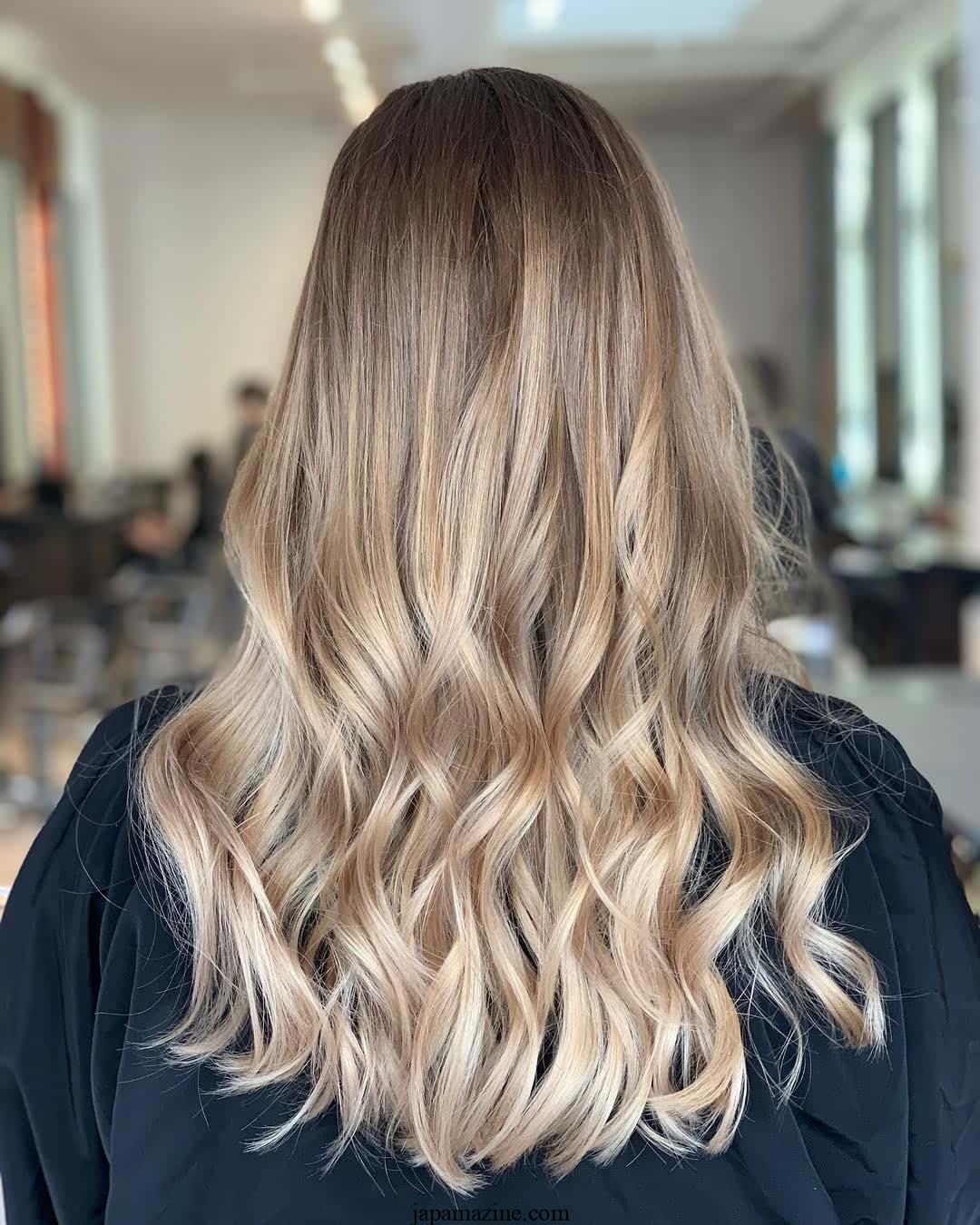 8 moderm Layered Bob with Beach Waves and Blonde Balayage in 2024 3