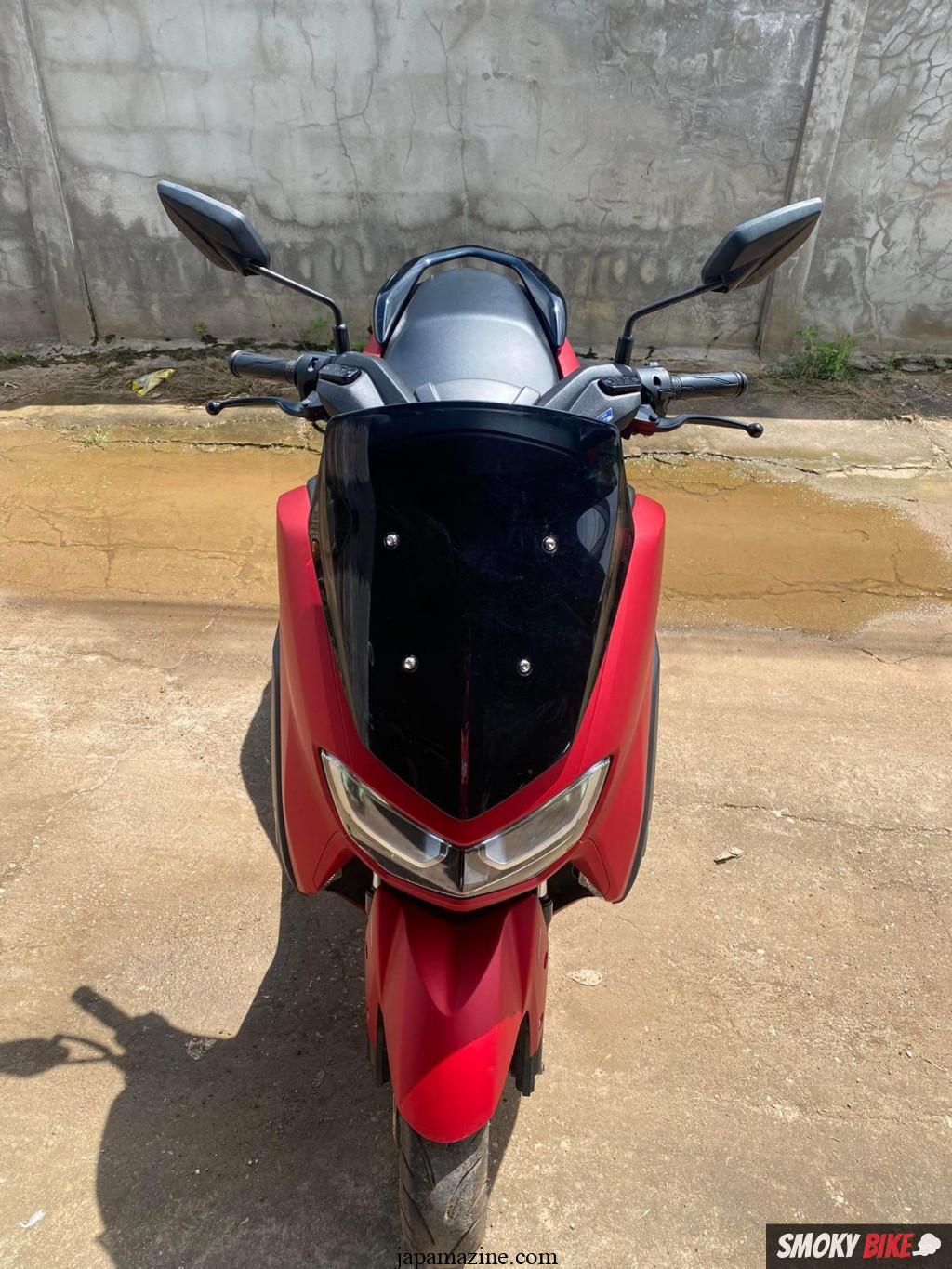 Review of Yamaha Nmax 155, full of optionsSports Scoopter Premium
